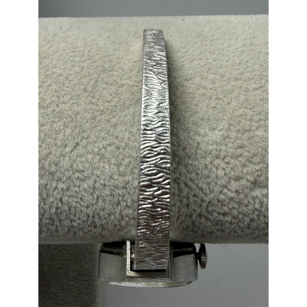 Timex Aluminum Manual Wind Working Ladies Vintage Cuff Watch 21MM 5.5